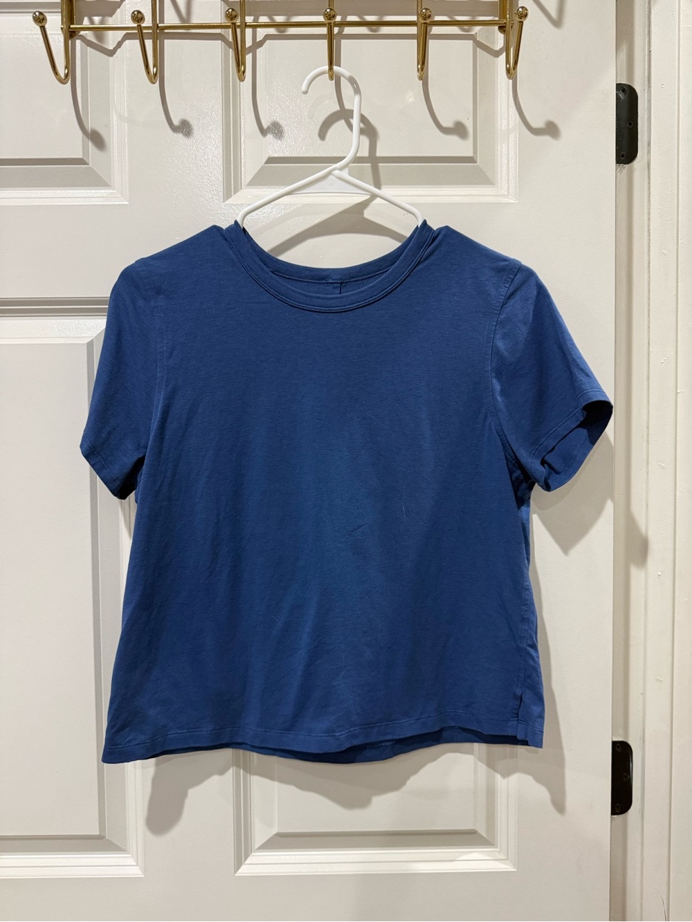 Blue Lululemon Cropped Tshirt